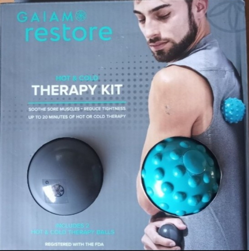 New GAIAM Restore Hot & Cold Muscle Therapy kit